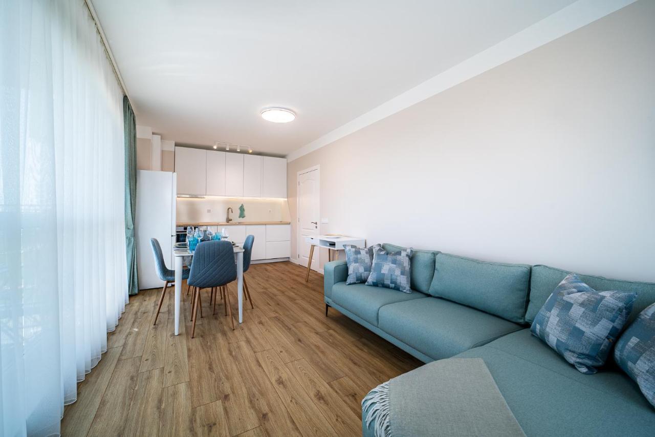 Sky Academic Apartment Varna Exterior photo