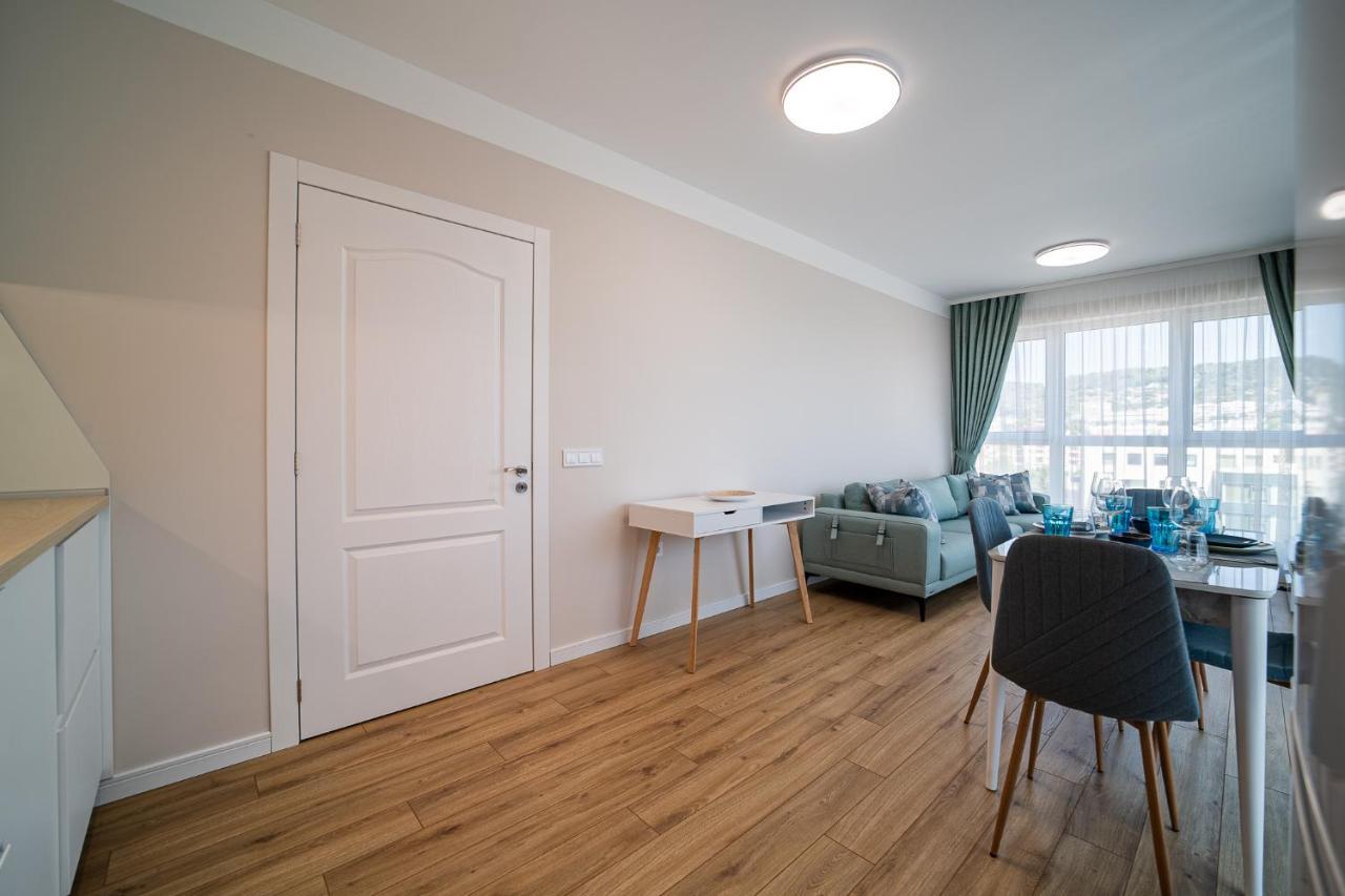 Sky Academic Apartment Varna Exterior photo